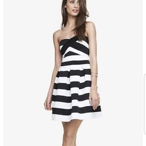 New with tags black and white Express dress